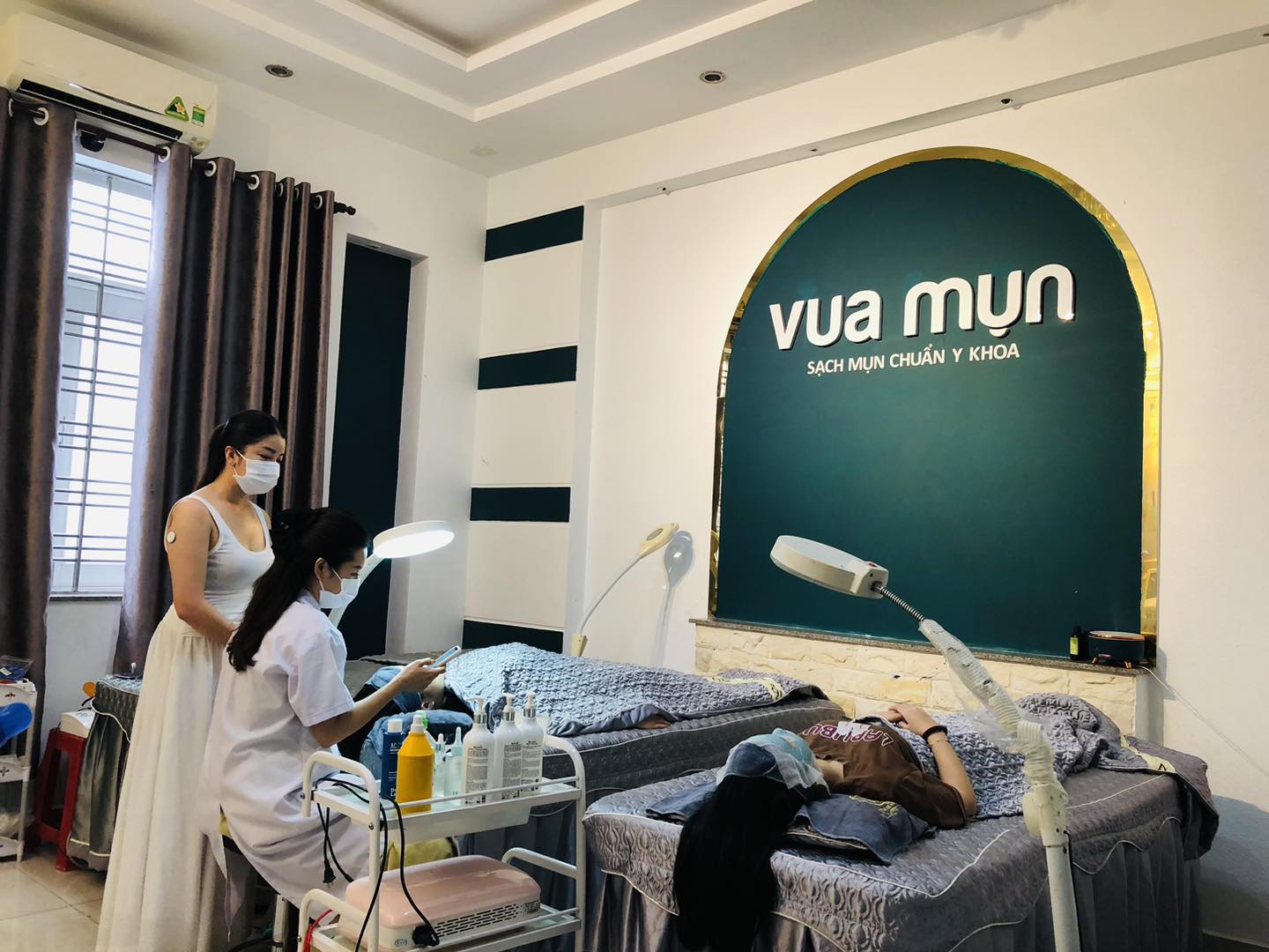 AUSMEDIC & VUA MỤN HỢP TÁC CHIẾN LƯỢC – CHĂM SÓC DA TOÀN DIỆN