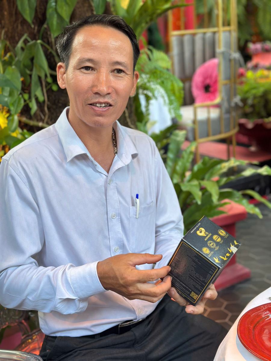 Nhận xét khách hàng